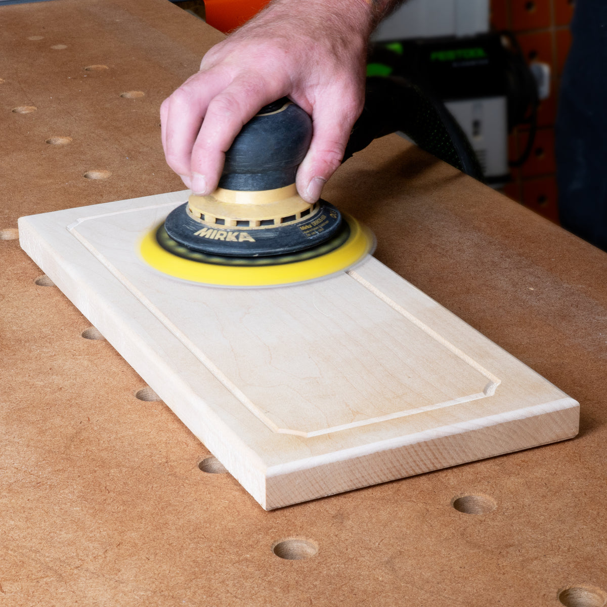 UJK V Dog Vacuum Bench Dog for 20mm MFT-Style Benches