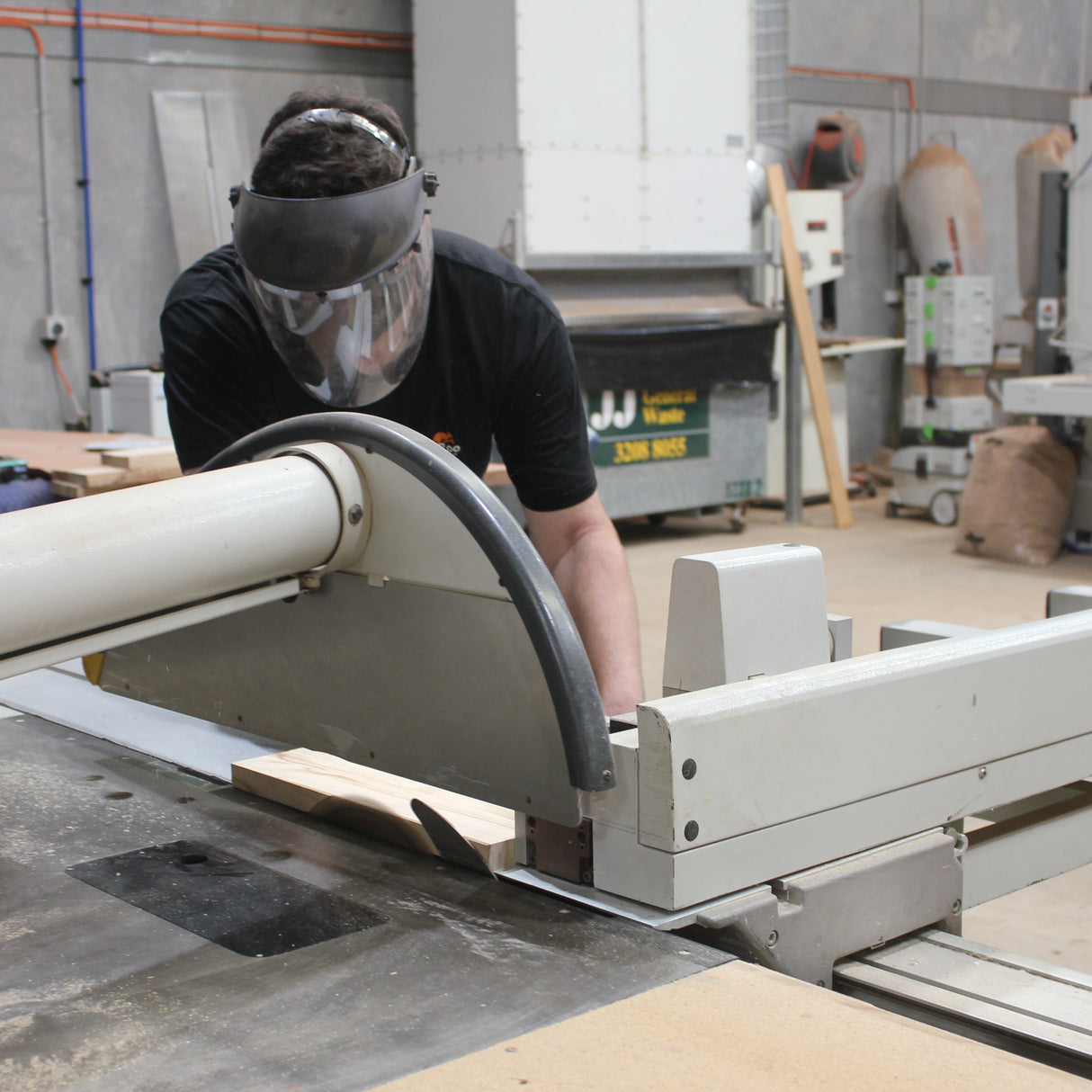 Workshop Service: Panel Saw