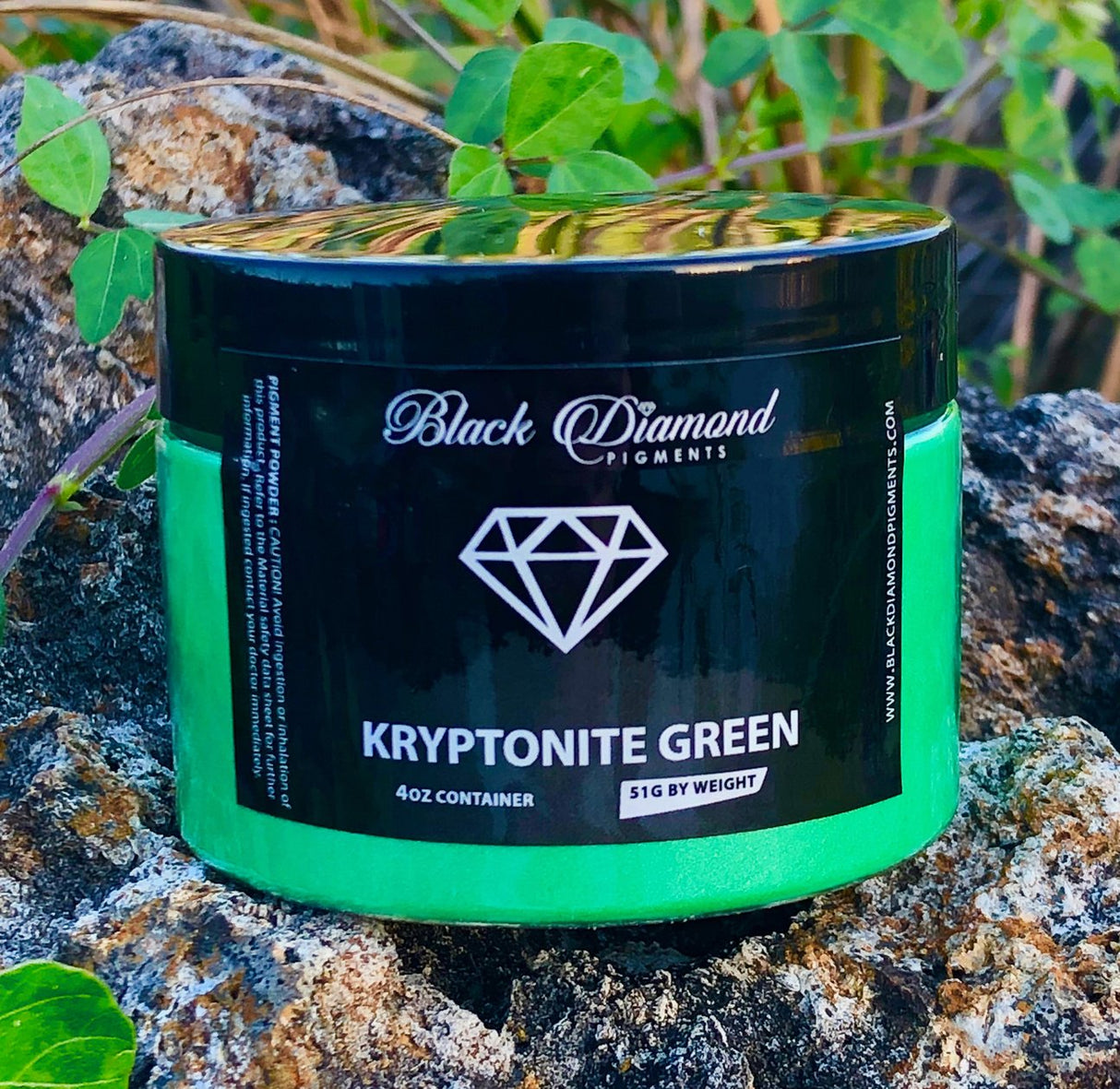 Kryptonite Green Pigment Powder | Black Diamond Pigments