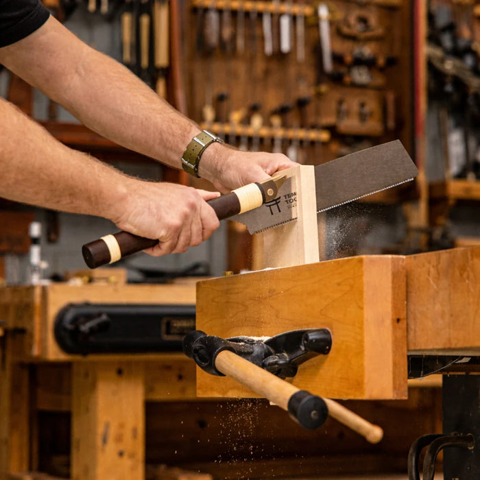 how to use a japanese hand saw: a complete beginner's guide