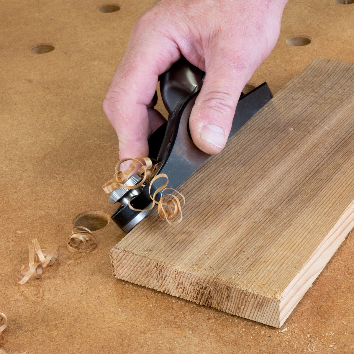 UJK V Dog Vacuum Bench Dog for 20mm MFT-Style Benches