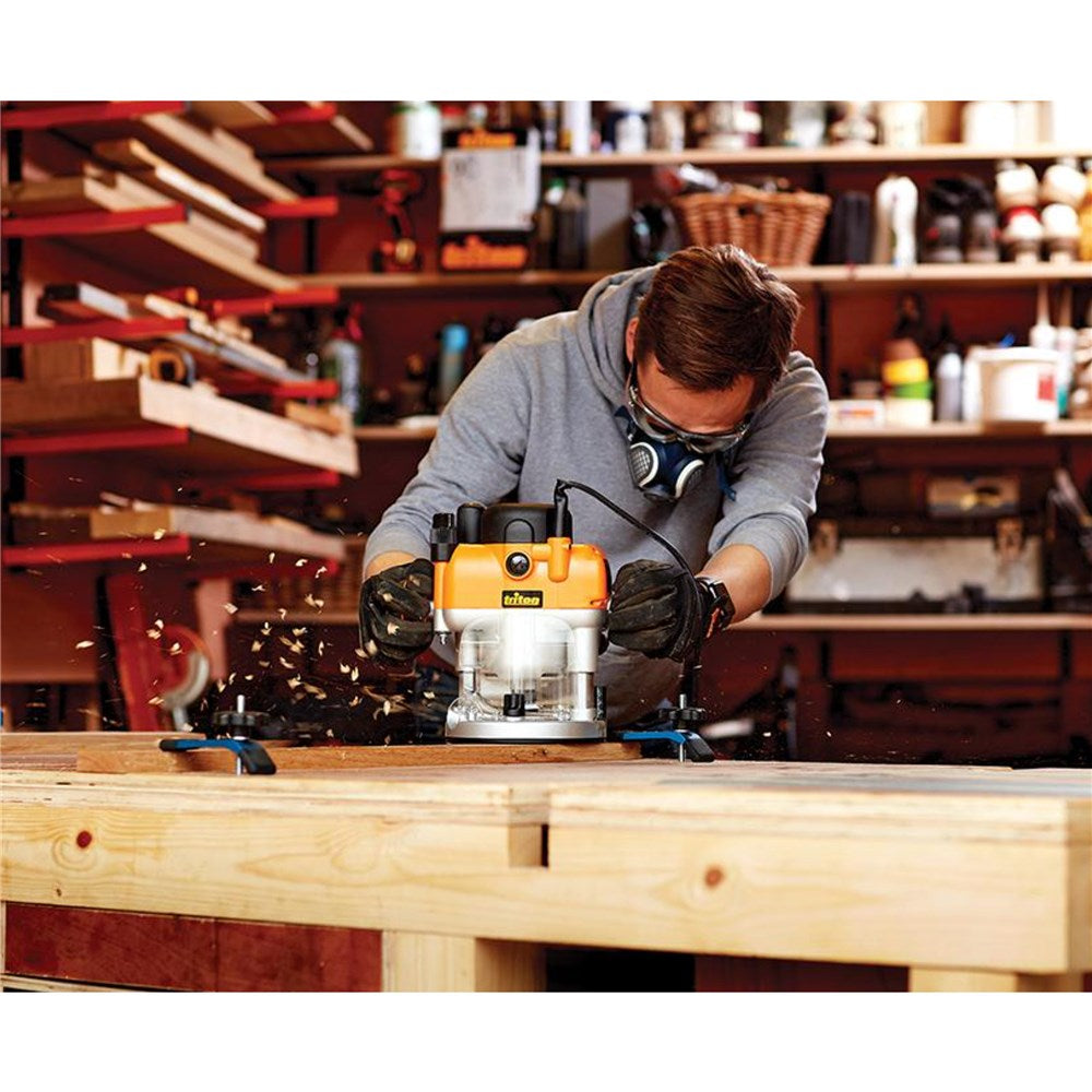 Triton 2400W Dual Mode Precision Plunge Router